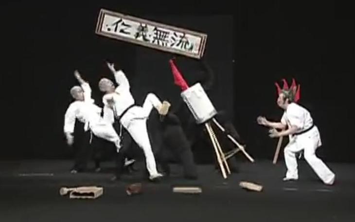 日本综艺不许笑和中国综艺有什么区别？这个对比让你一目了然